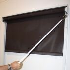 Manual patio shade with detachable crank